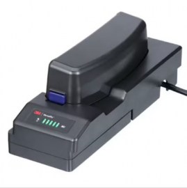 3M™ Versaflo™ Ladeschale inklusive. Netzteil für TR-300+